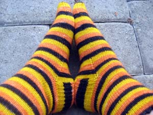 trick_treat_socks4.jpg