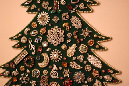 Jeweled Christmas Tree 2 blog size